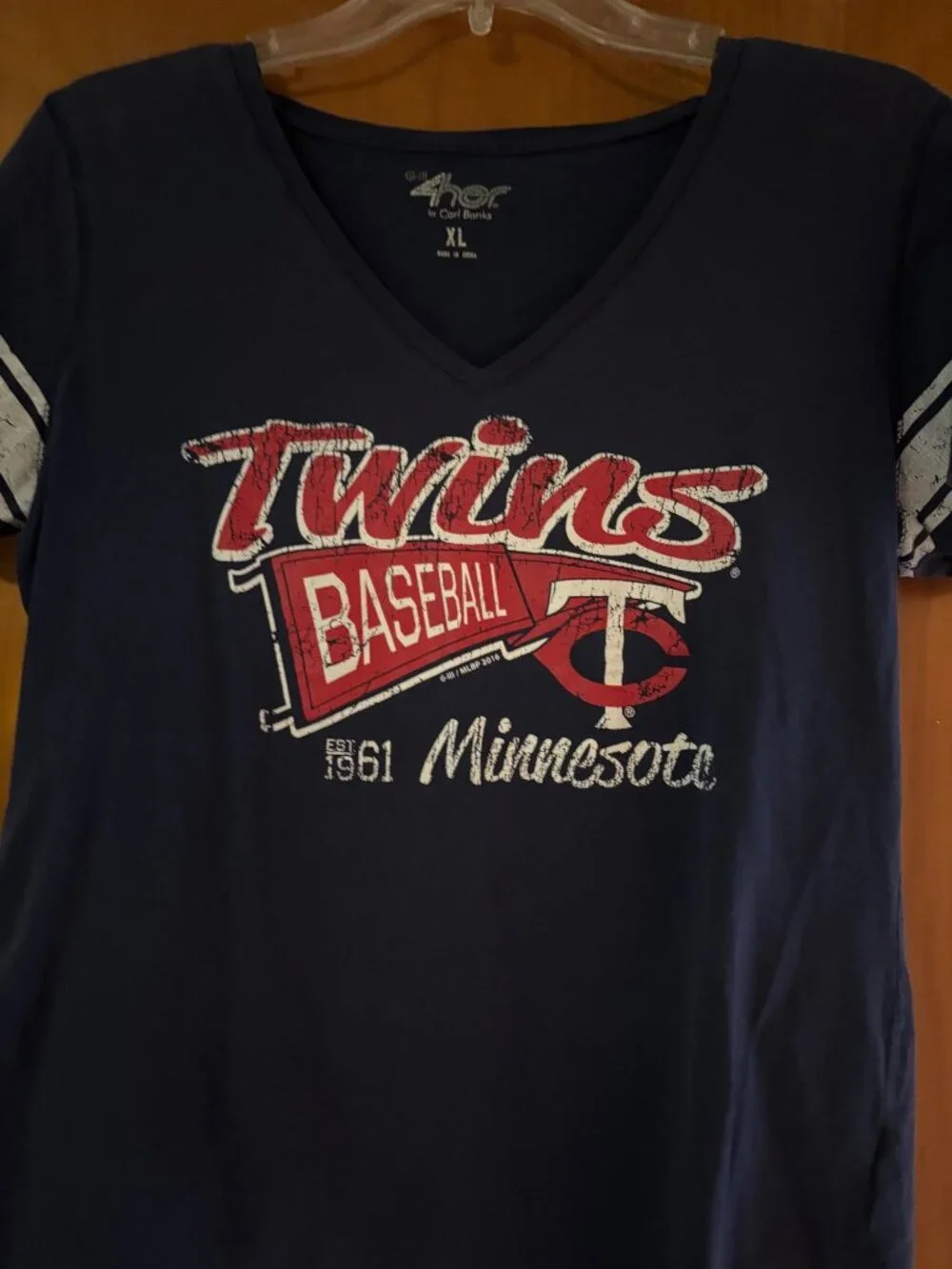 4Her Minnesota Twins Baseball Navy Casual Game T-shirt Size XL